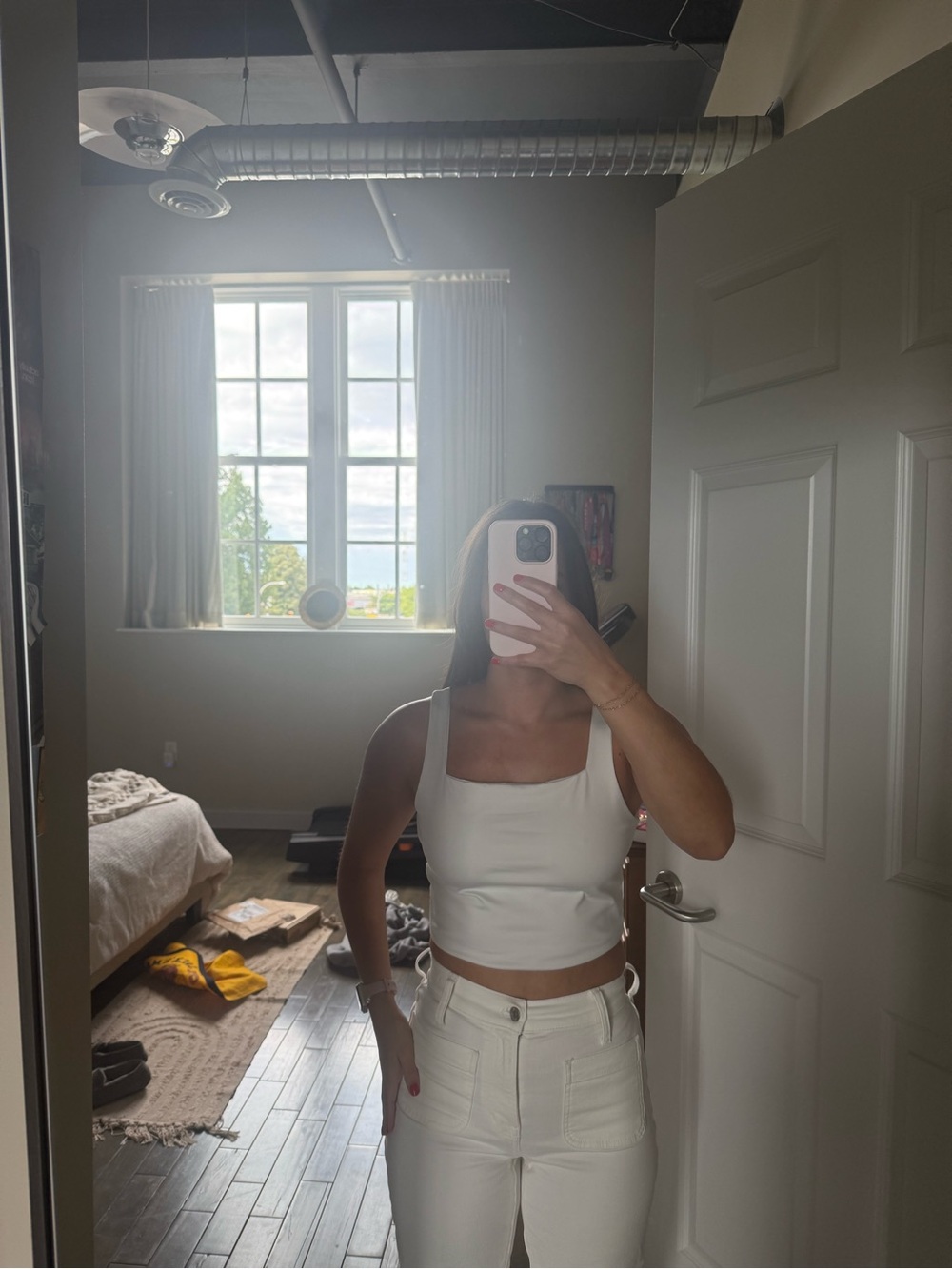 Square-Neck White Crop Tank Top - Women's